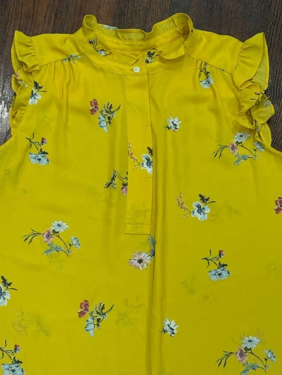 LOFT Bright Yellow Floral Ruffle Sleeve Top - Picture 2 of 8